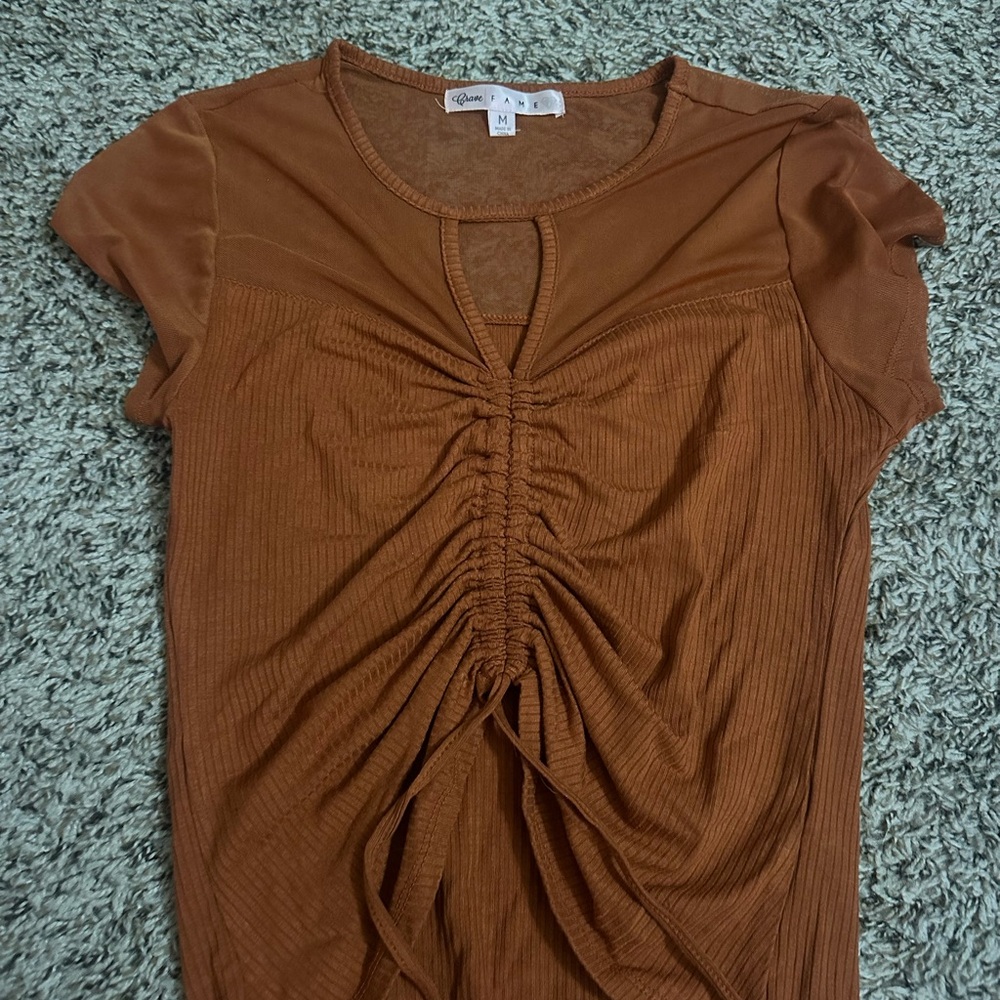 Crave Fame Brown Ruched Cap Sleeve T-Shirt